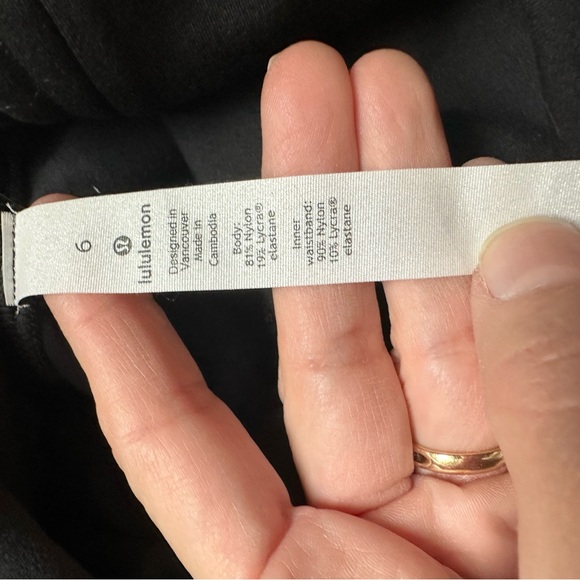 Lululemon Athletica Black Leggings - Picture 5 of 7